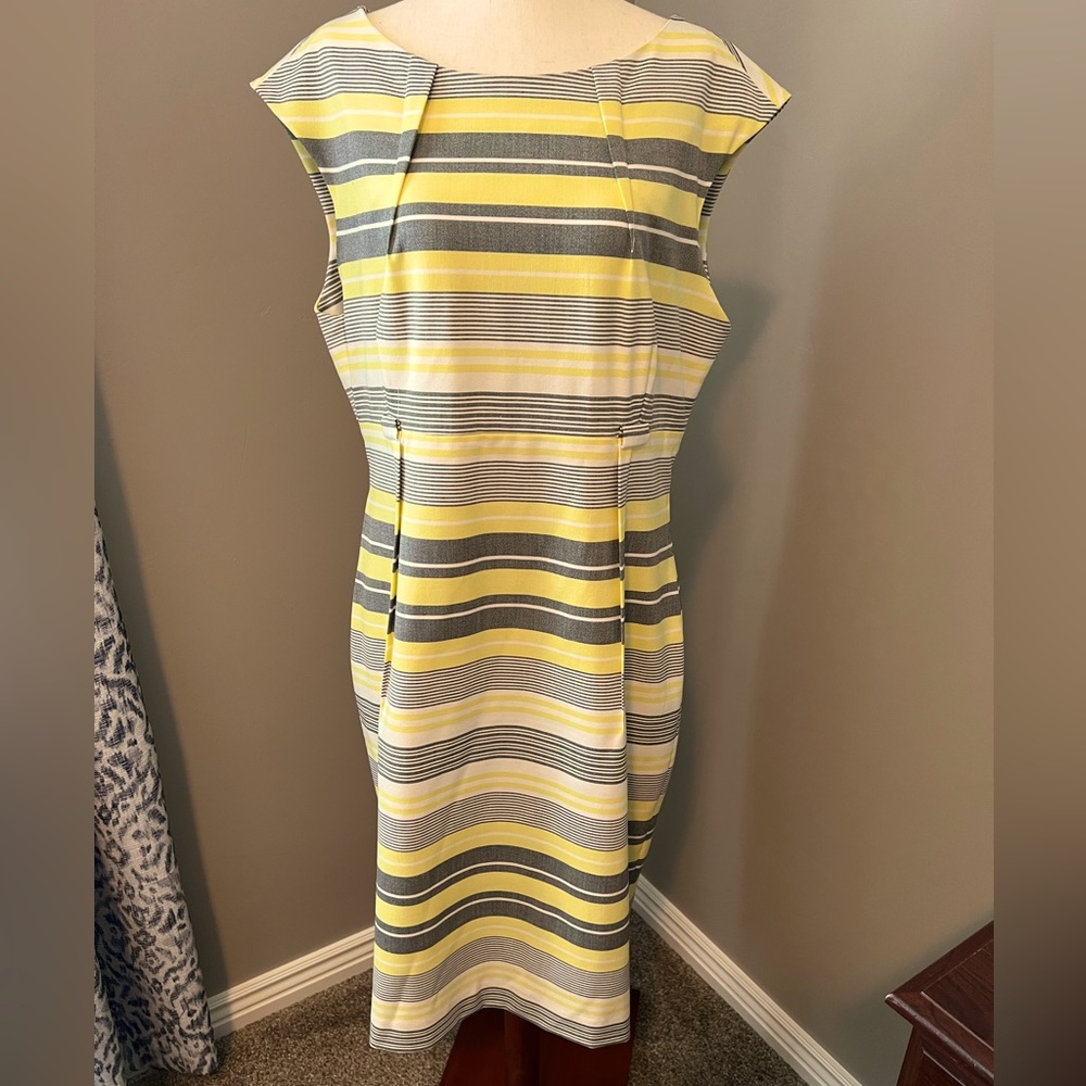 Calvin Klein- sleeveless dress, yellow, white and grey. Size 14.